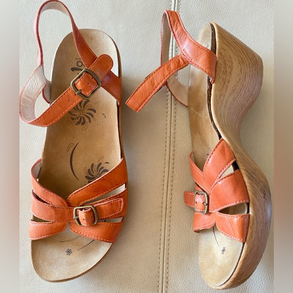 Abeo Daelle Sandals Women's Salmon Orange Leather Ankle Strap Buckle - 9